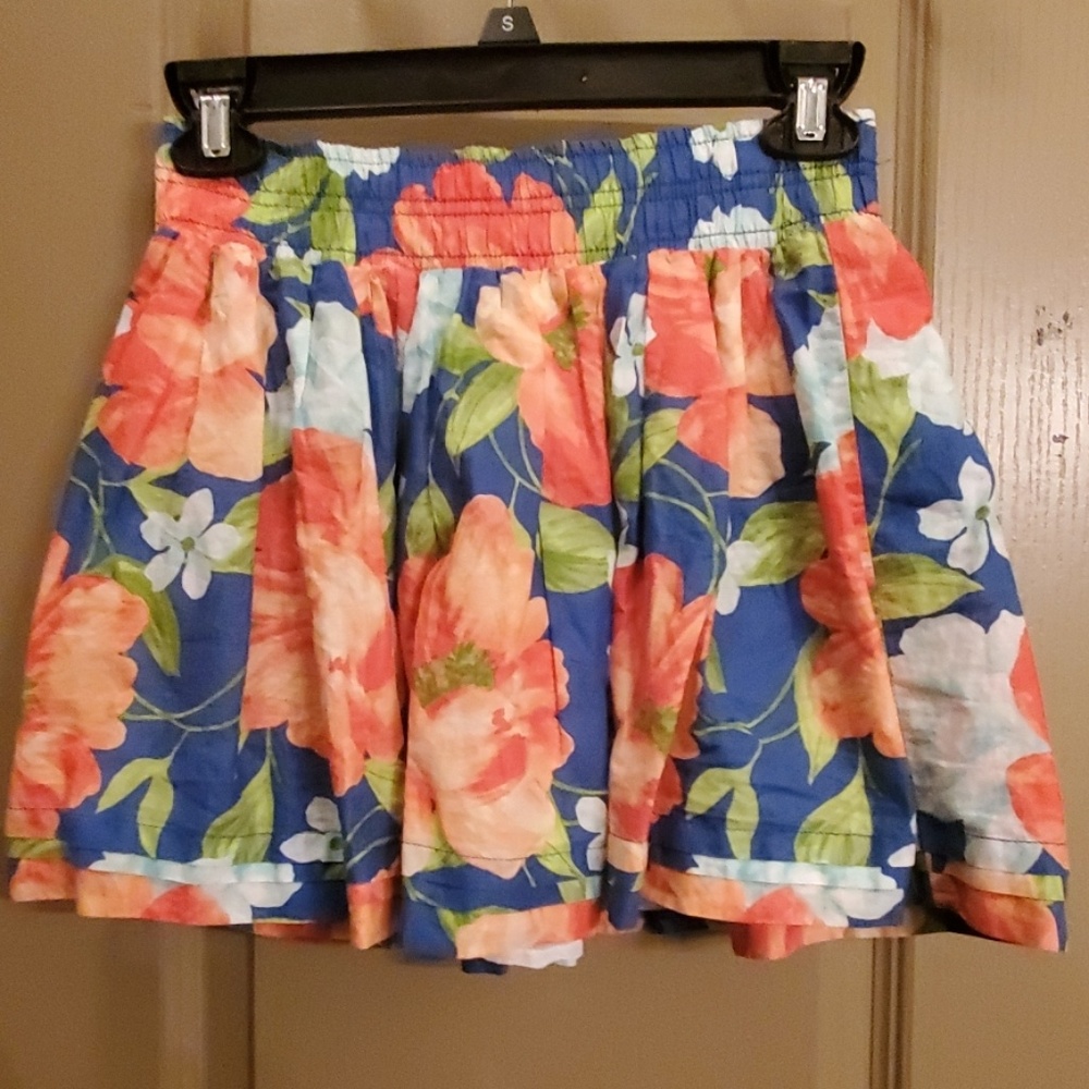 Hollister skirt